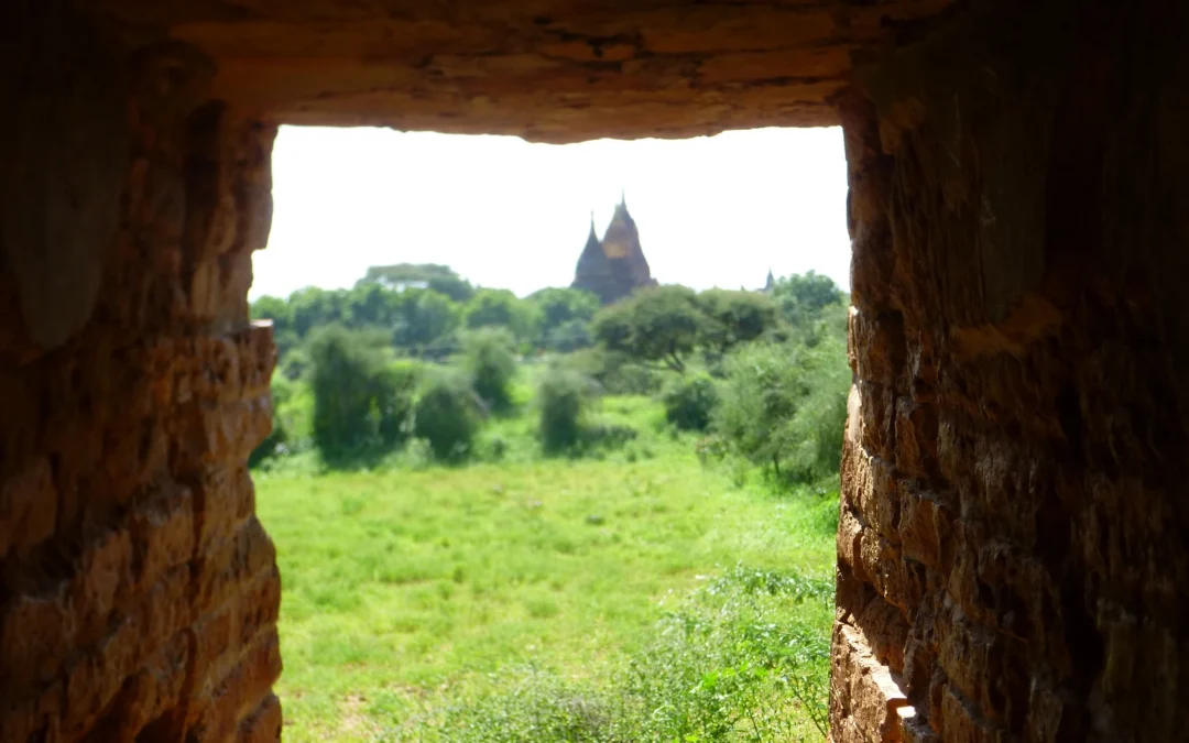 Julie, la Birmanie et les pagodes de Bagan…